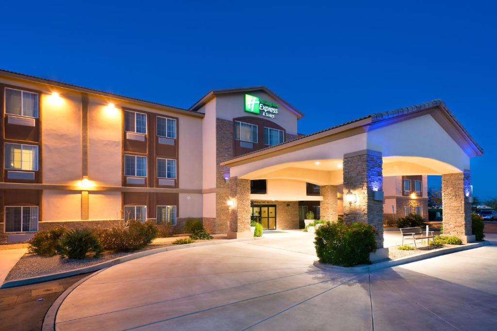 Holiday Inn Express Hotel & Suites Casa Grande photo