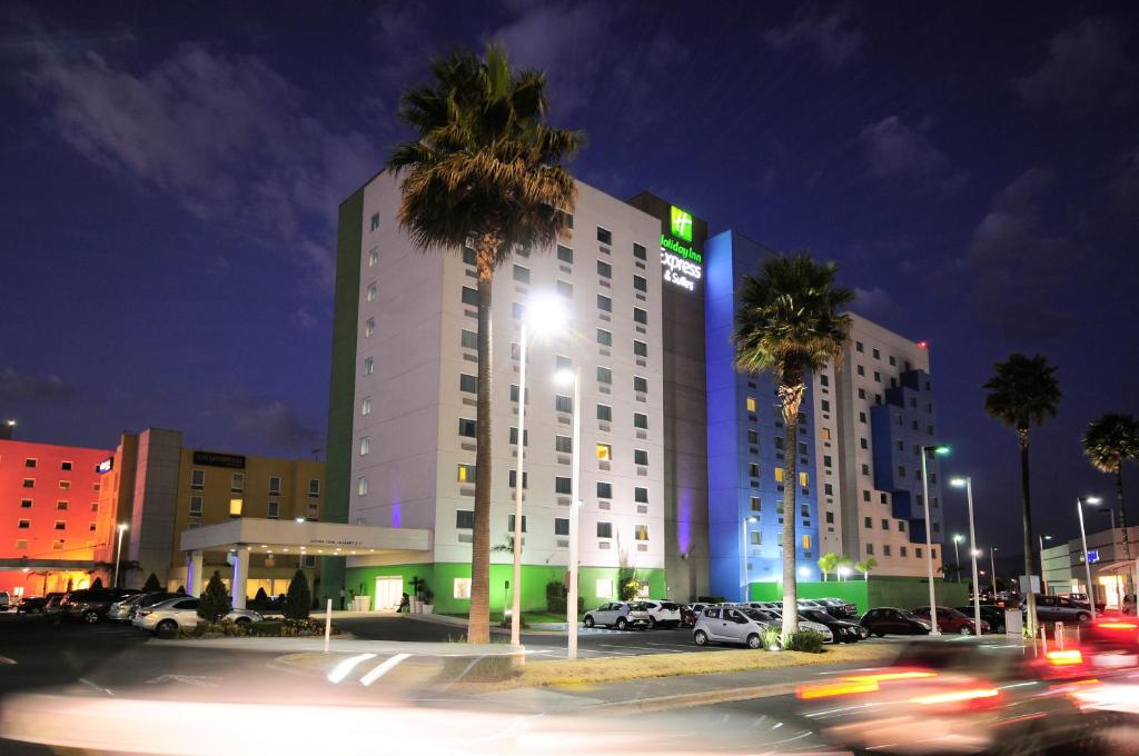 Holiday Inn Express & Suites Toluca Zona Aeropuerto Photo 11