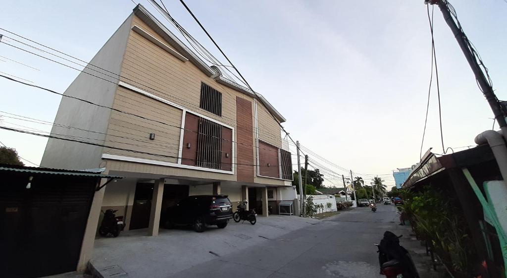 Clark-Pad Inn, Angeles City photo