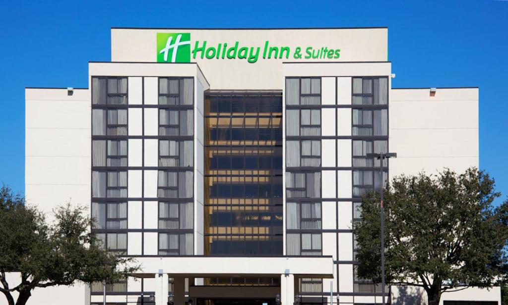 Holiday Inn Hotel and Suites Beaumont-Plaza I-10 & Walden, an IHG Hotel