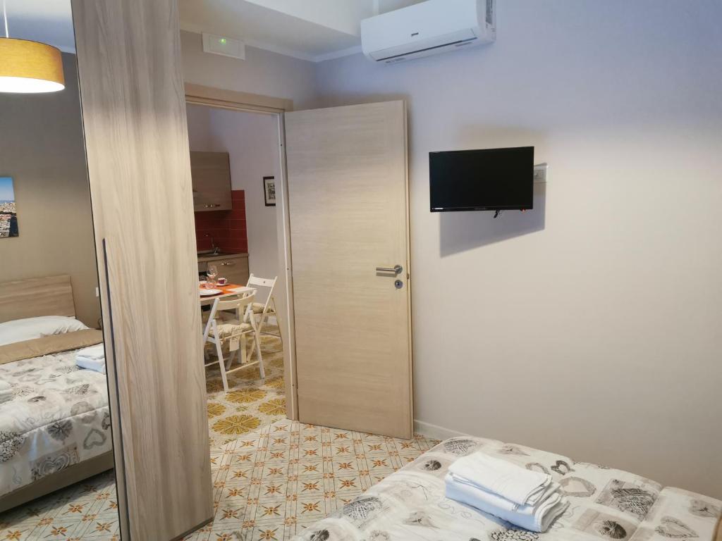 Sorrento's Holidays Rooms - 4