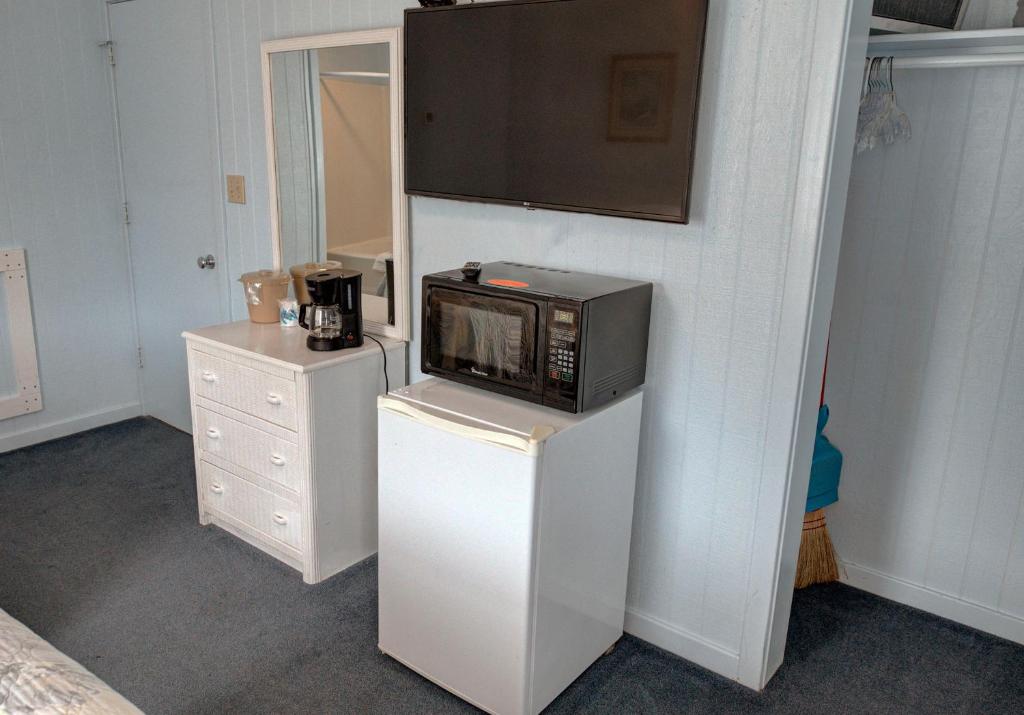 Outer Banks Motel - Village Accommodations photo