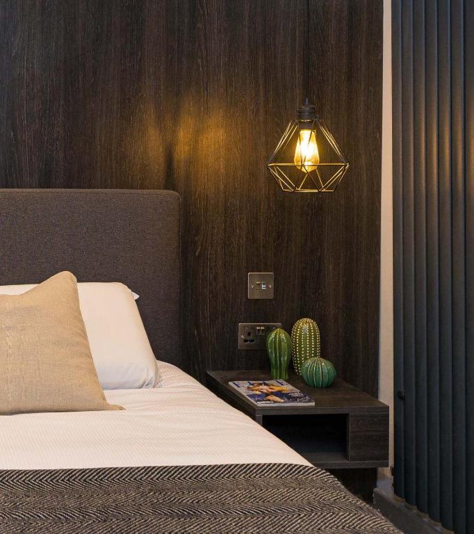 Ehthele Private Suites — Hotel in London