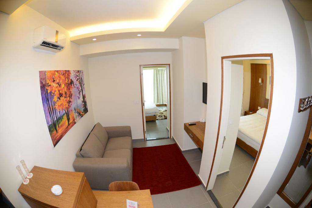 Shared lounge/TV area