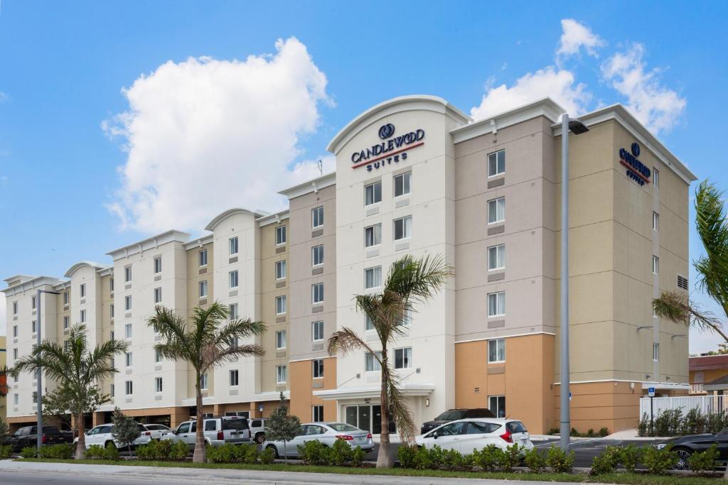 Candlewood Suites Miami Intl Airport - 36th St, an IHG Hotel
