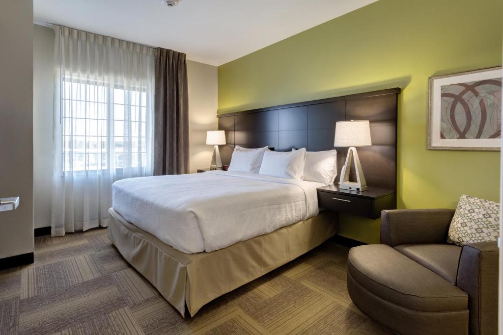 Staybridge Suites : St Louis - Westport photo