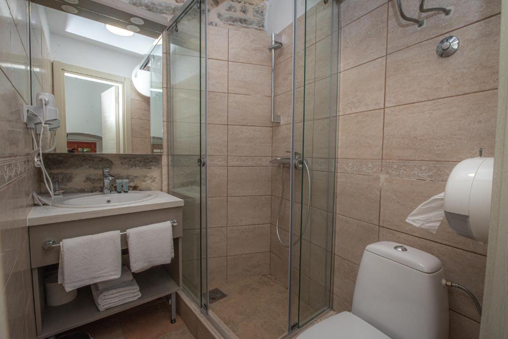 Antika Guesthouse photo