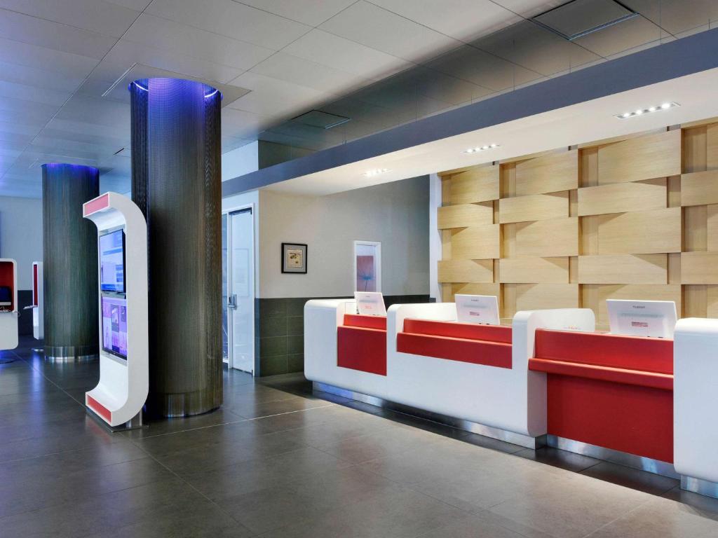 Novotel Ottawa Hotel photo