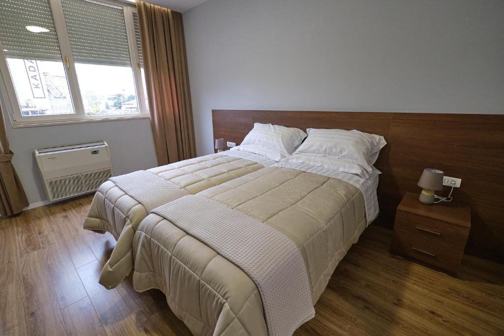 In Center Hotel photo