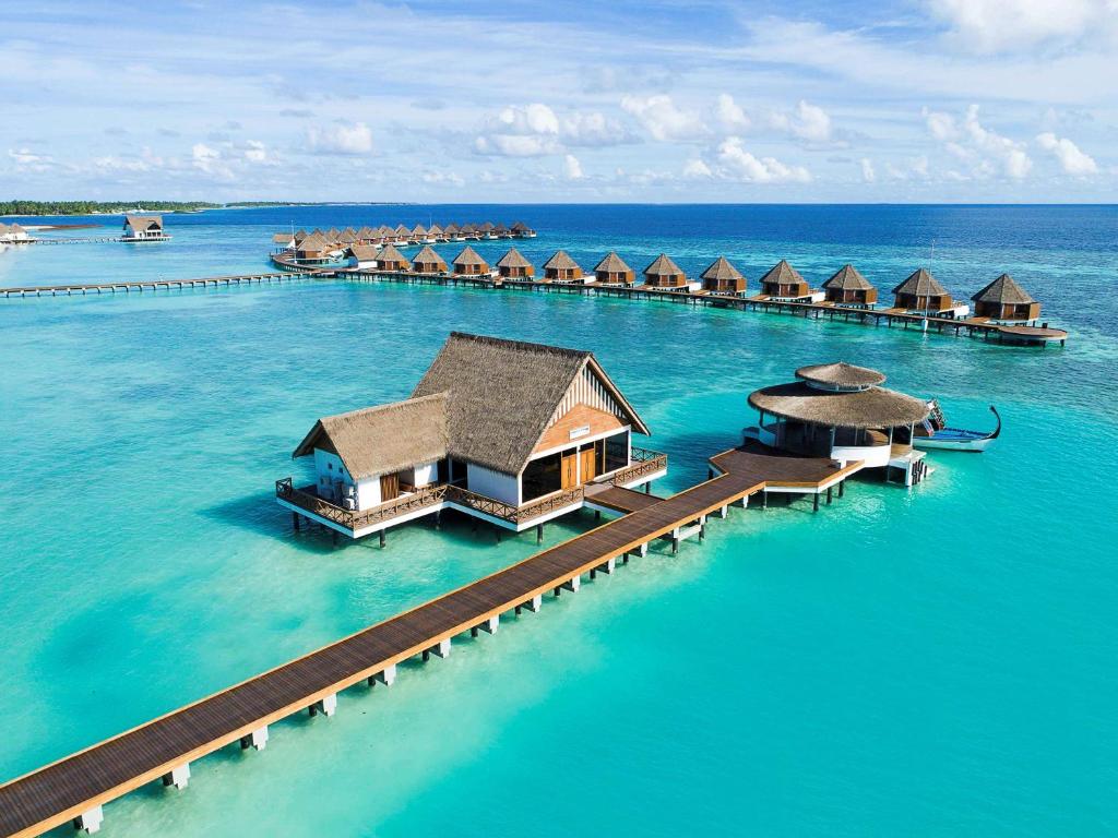 Facilities, Mercure Maldives Kooddoo Resort in Maldive Islands
