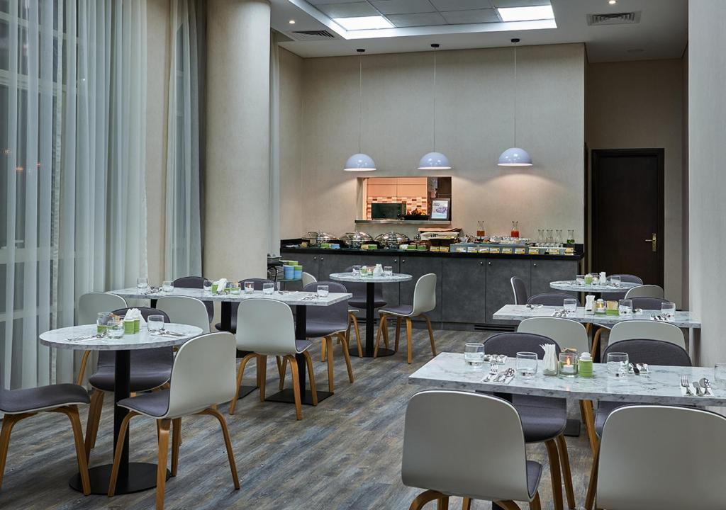 Food and beverages, TIME Express Al Khan in Sharjah