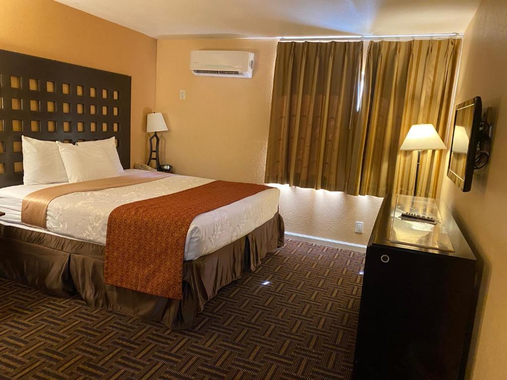 The Lemon Tree Hotel photo