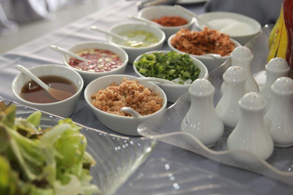 อาหารและเครื่องดื่ม