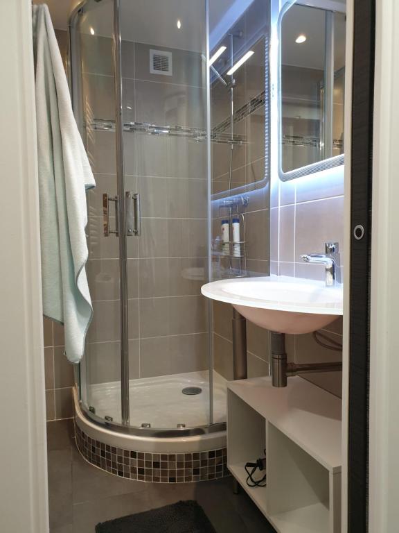 2Cap d'Agde NATURISTE Grand T2 de standing avec GARAGE privé - 5
