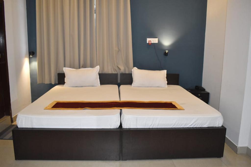 Swastik Inn photo