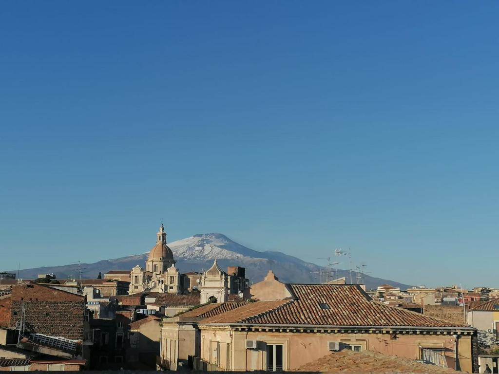 Old Catania Terrace - 5