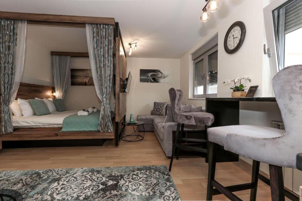 Apartment Story,Nikole Cupica Beograd - 3