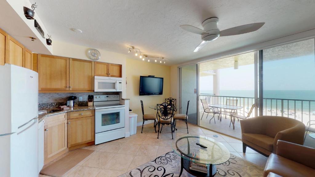 Incredible Views from this Renovated Beachfront Getaway at the Apollo, Marco Island