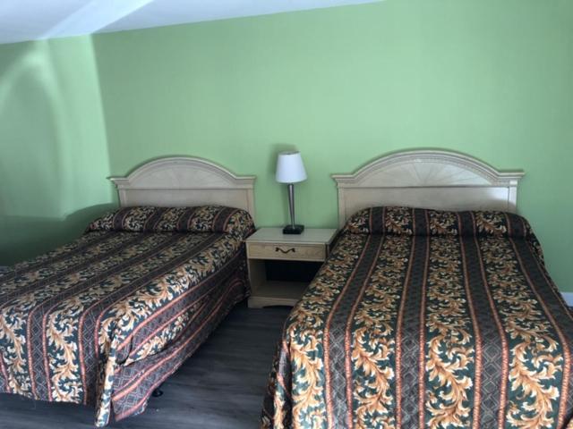 Flamingo Beach Inn — Hotel in Biloxi (MS)