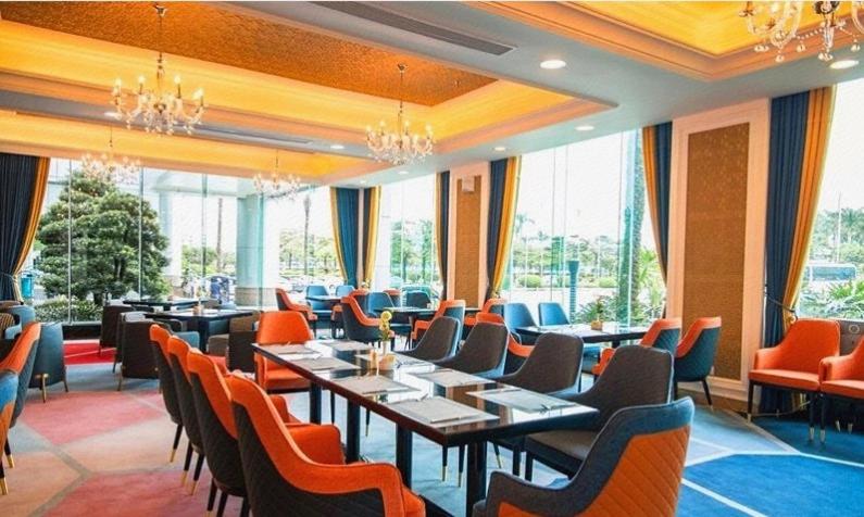 Pantower International Hotel 수영장