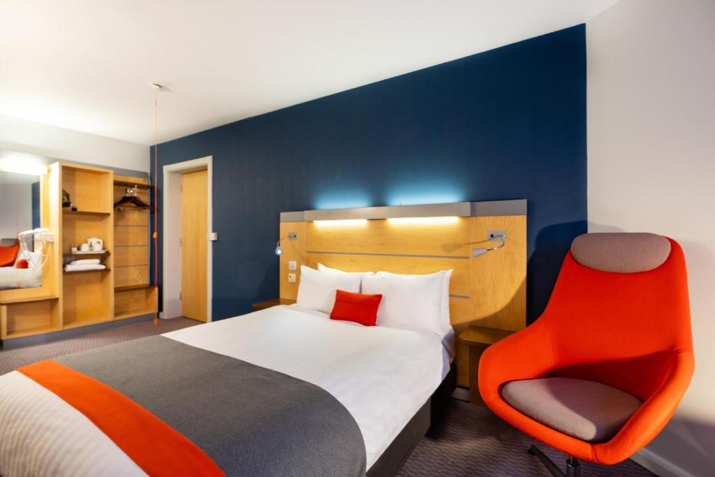 Holiday Inn Express Dundee photo