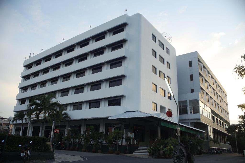 Boonsiam Hotel photo