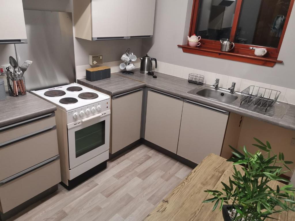 2 Raasay Court photo