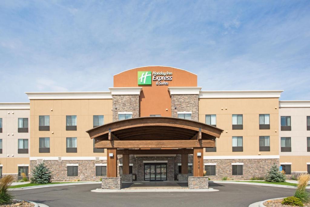 Holiday Inn Express Hotel & Suites Glendive photo