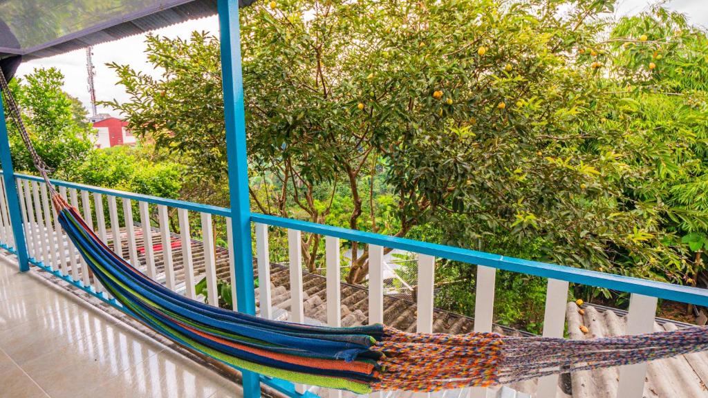 Exterior view, Casa Campesina Hostel in Armenia