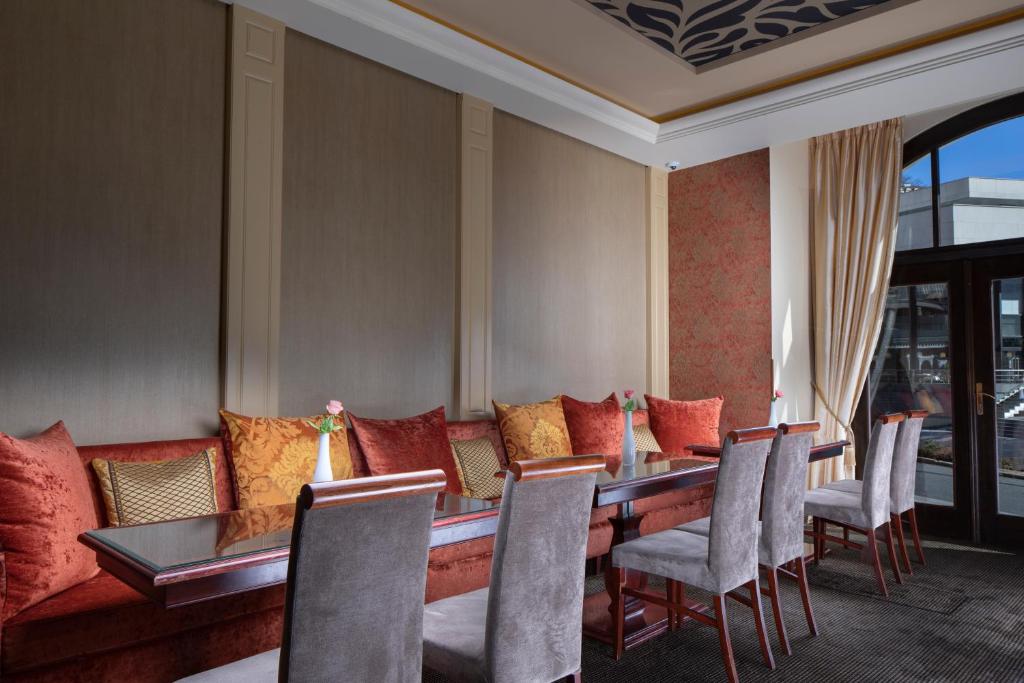Promenada Romantic Hotel photo