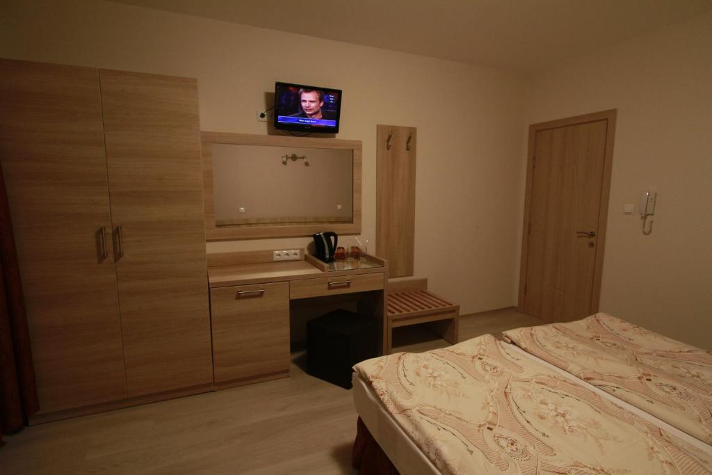 Guest House Dobi photo