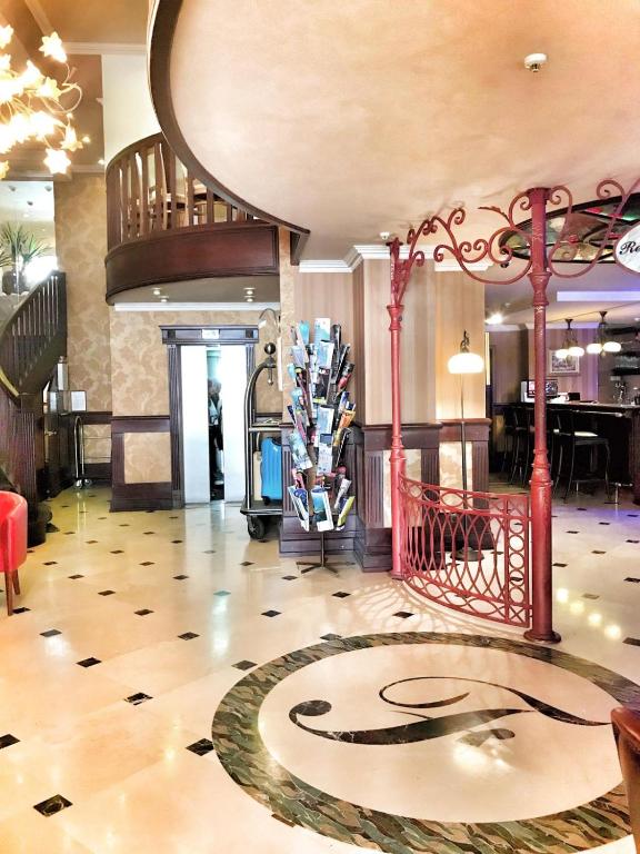 Frapolli Hotel photo