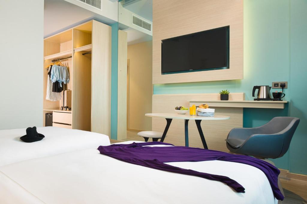 Swiss-Belinn Muscat photo