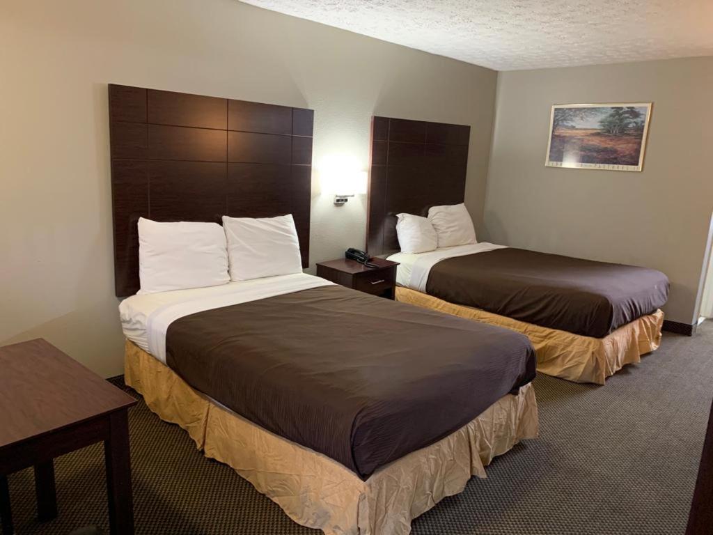 Americas Best Value Inn - Shelby Photo 2