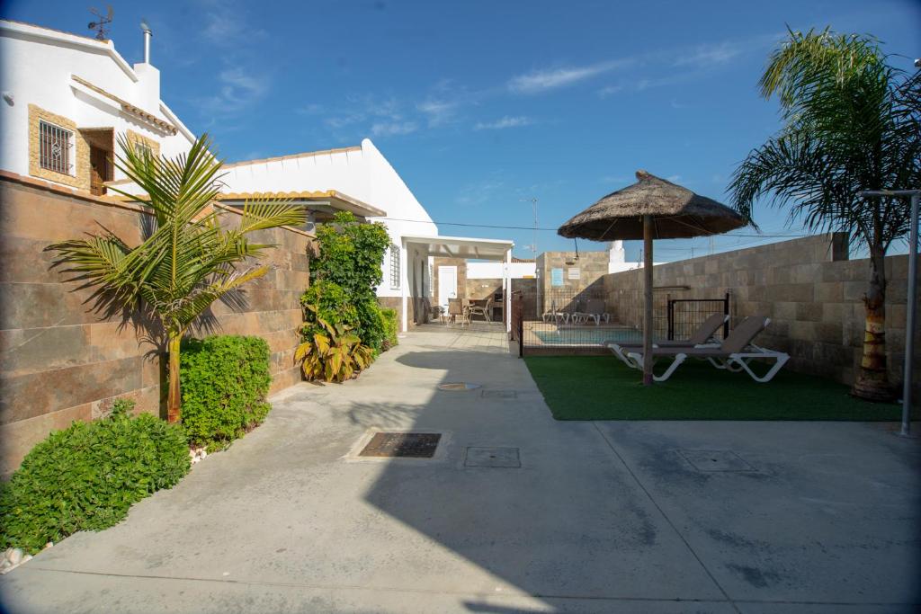 Villa Nueva Cascada - Casa Rustica "Tu Casa En Conil" - 4