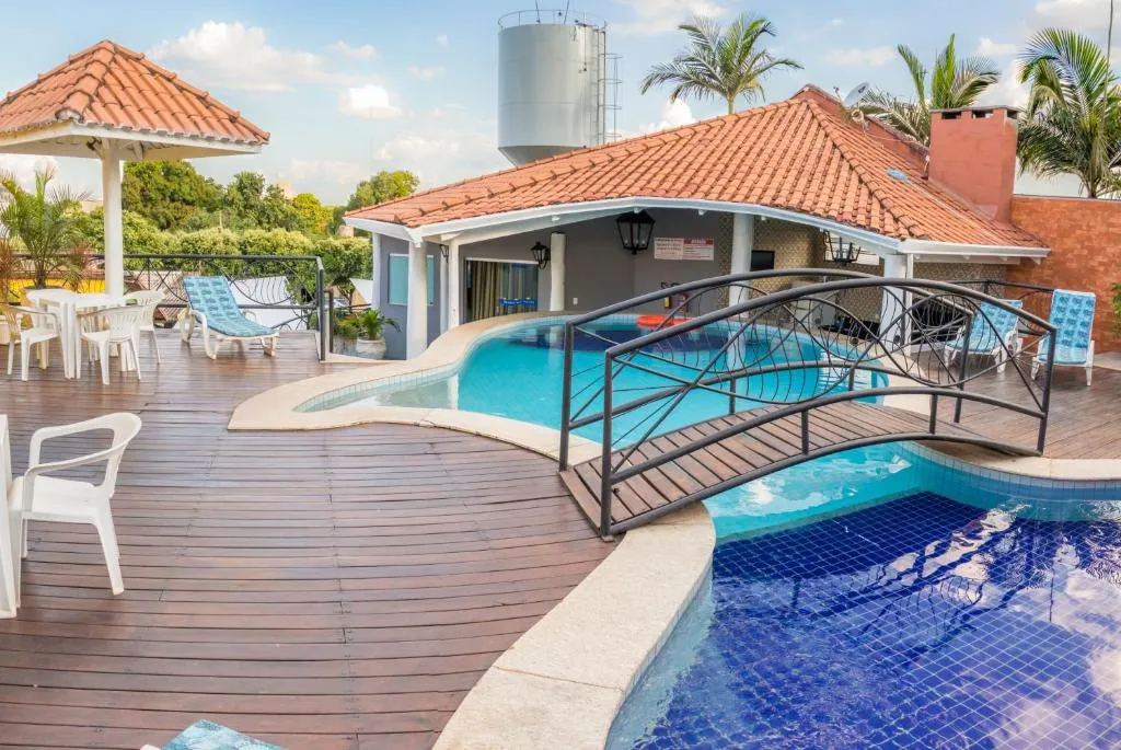VOA Hotel Paraíso das Águas Bonito，位于博尼图的酒店