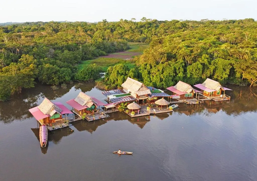 Amazon Oasis Floating Lodge, hotel v destinaci Iquitos