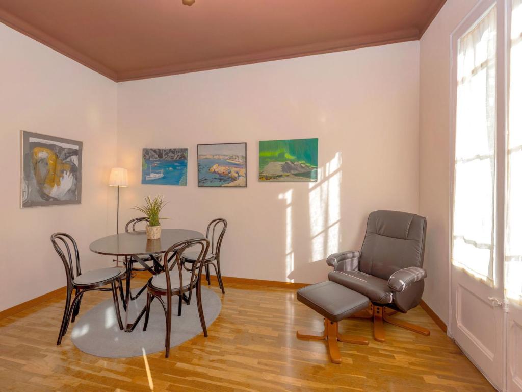 Apartment Eixample Esquerre Arago Rocafort by Interhome - 4