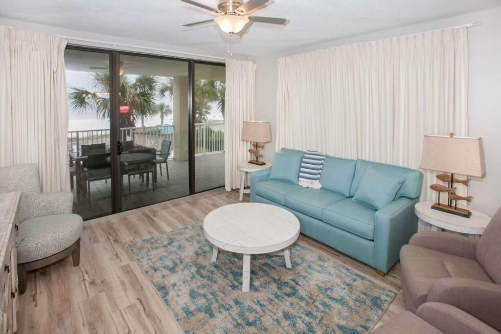 White Caps 206, Orange Beach