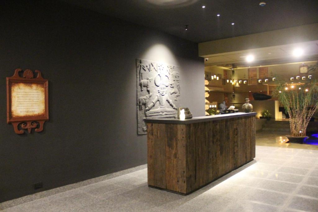 フロント・ロビー