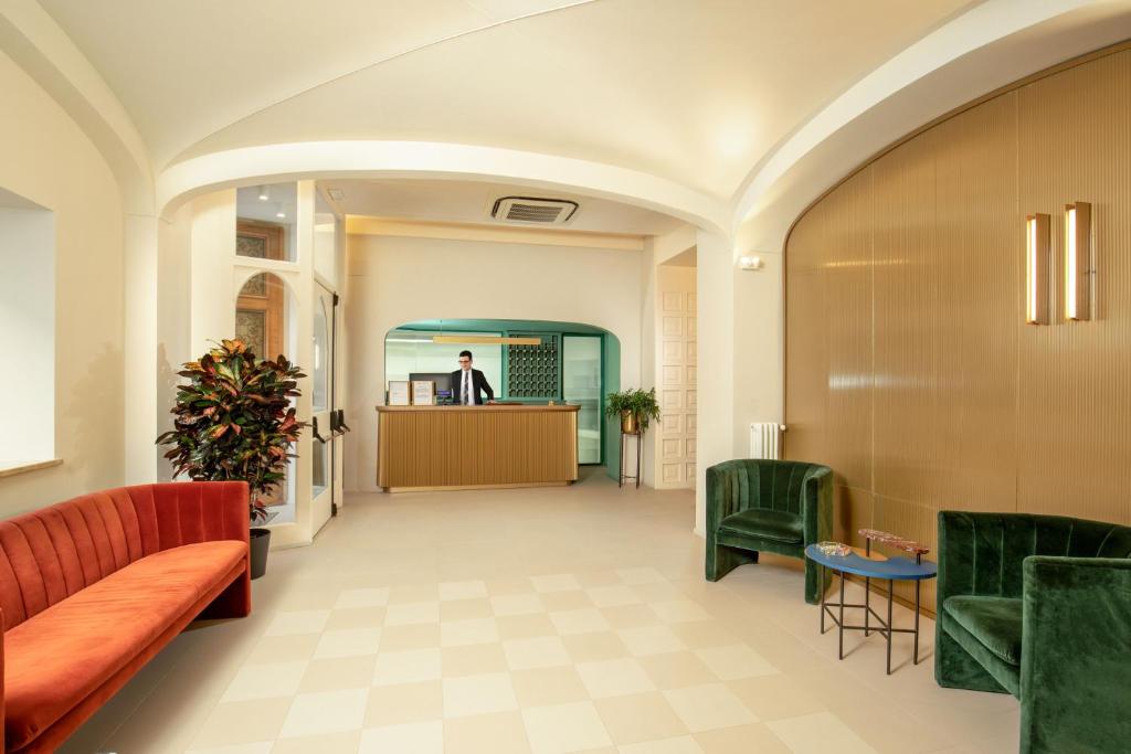 Hotel Colosseum photo