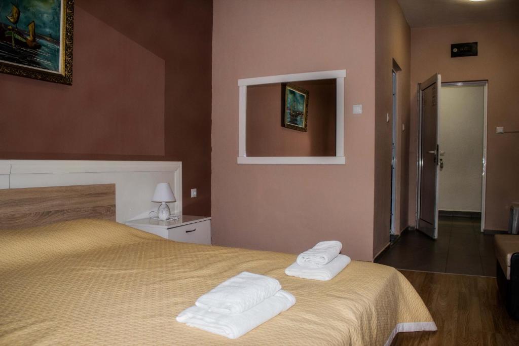 Hotel Noy photo