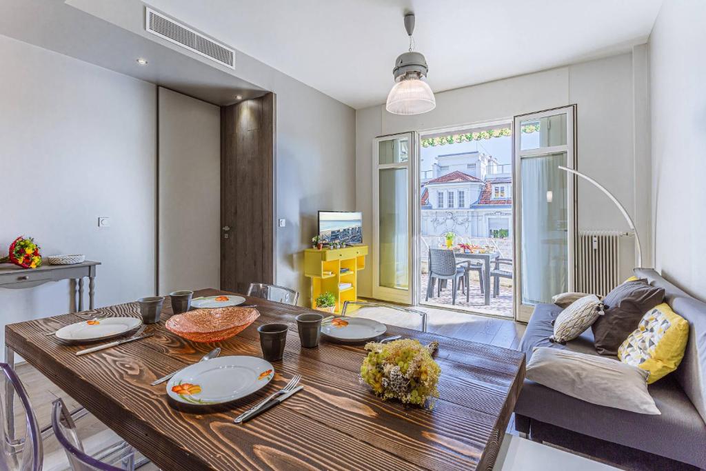 MY CASA - FLEURS 22 - City Center - Modern w Terrace - 3