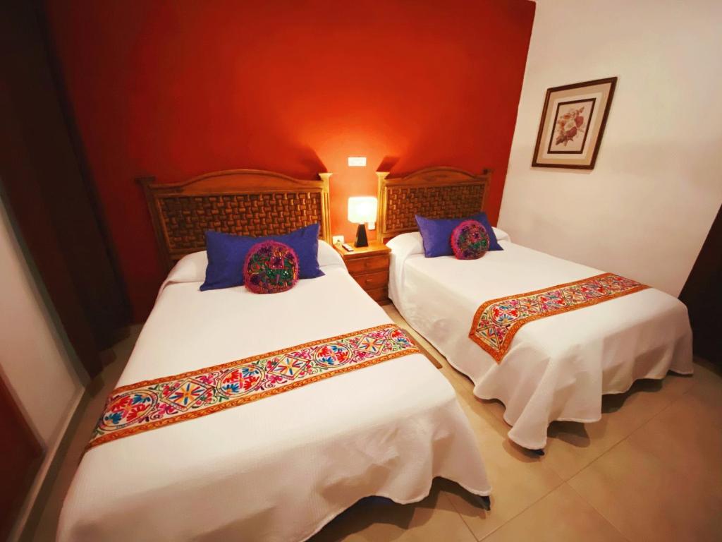 Hotel Real Colonial photo