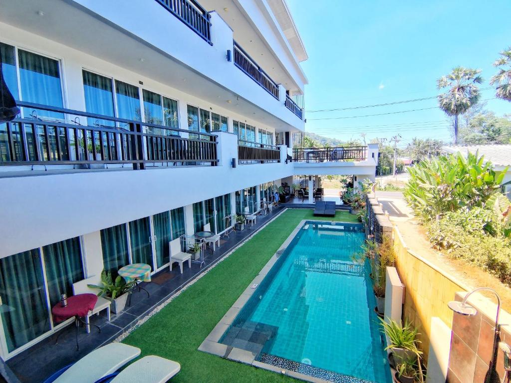 Amin Resort photo