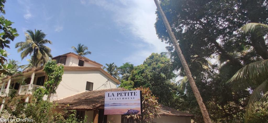 La Petite Guest House — Hotel in Goa