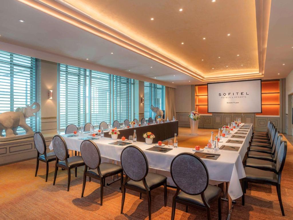 Tárgyalóterem/bálterem