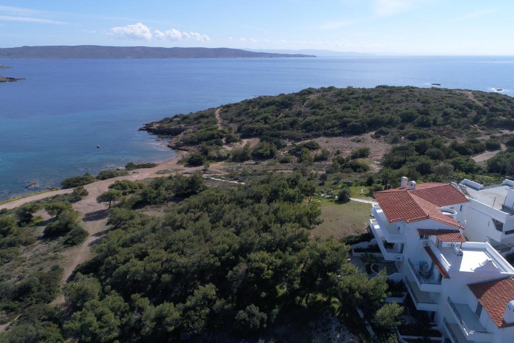 Sounio Golden View Villas photo