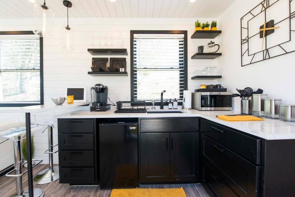 The Zephyr Modern Luxe Container Home photo