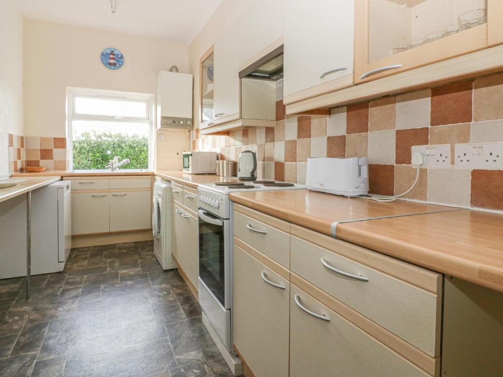 Gull Cottage, Tintagel photo 3